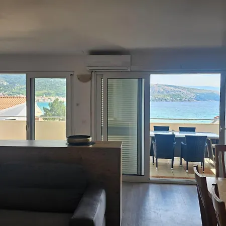 Tanicka - Baska, Krk Apartman *